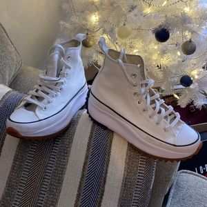 Converse All Star Women’s Size 8 canvas platform good condition white high